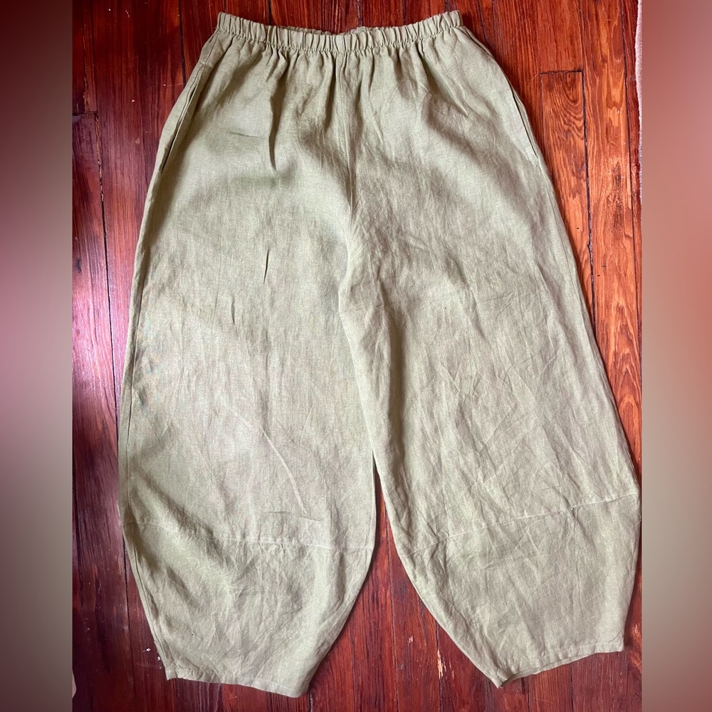 Bryn Walker green tapered linen pants